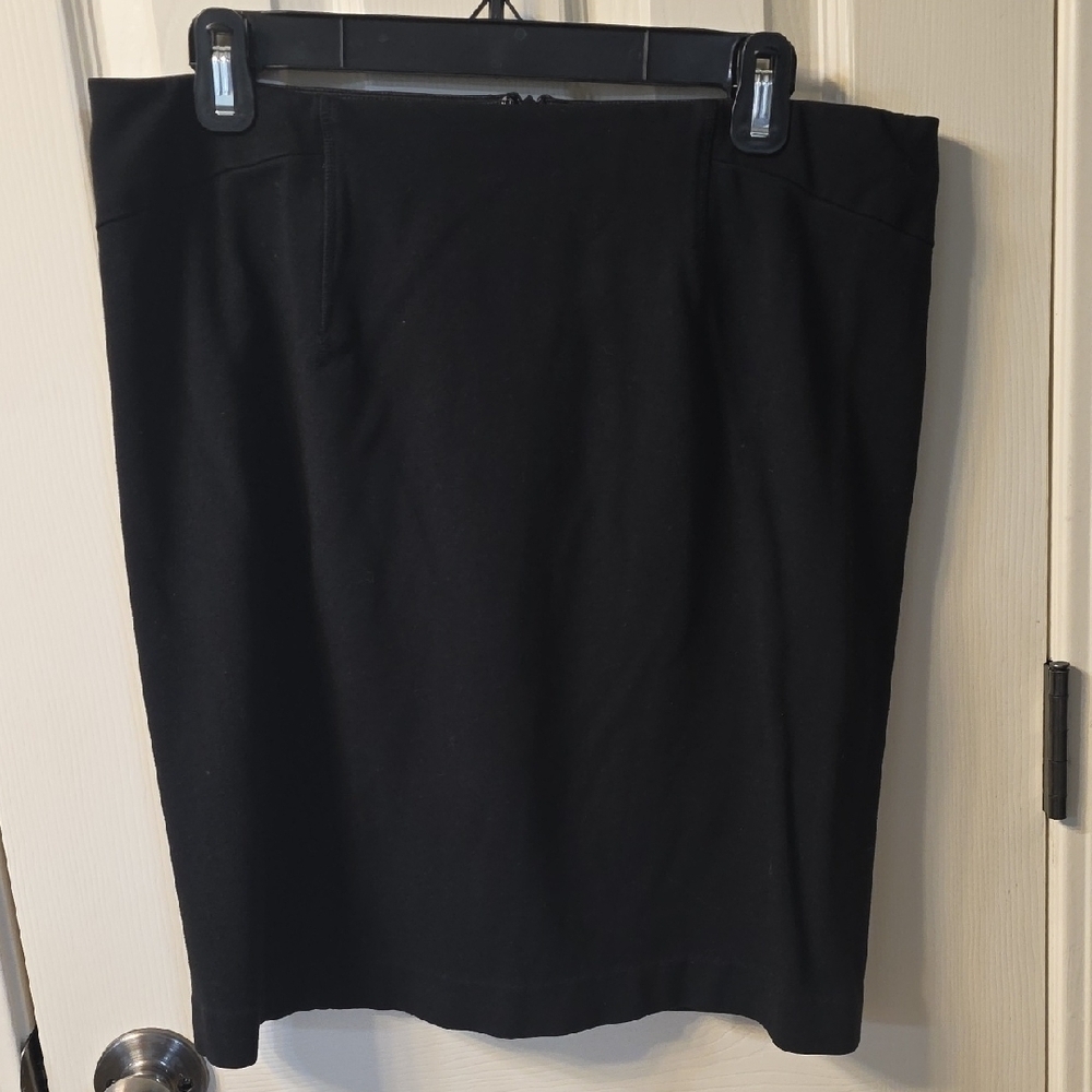 Ann Taylor Classic Black Pencil Skirt